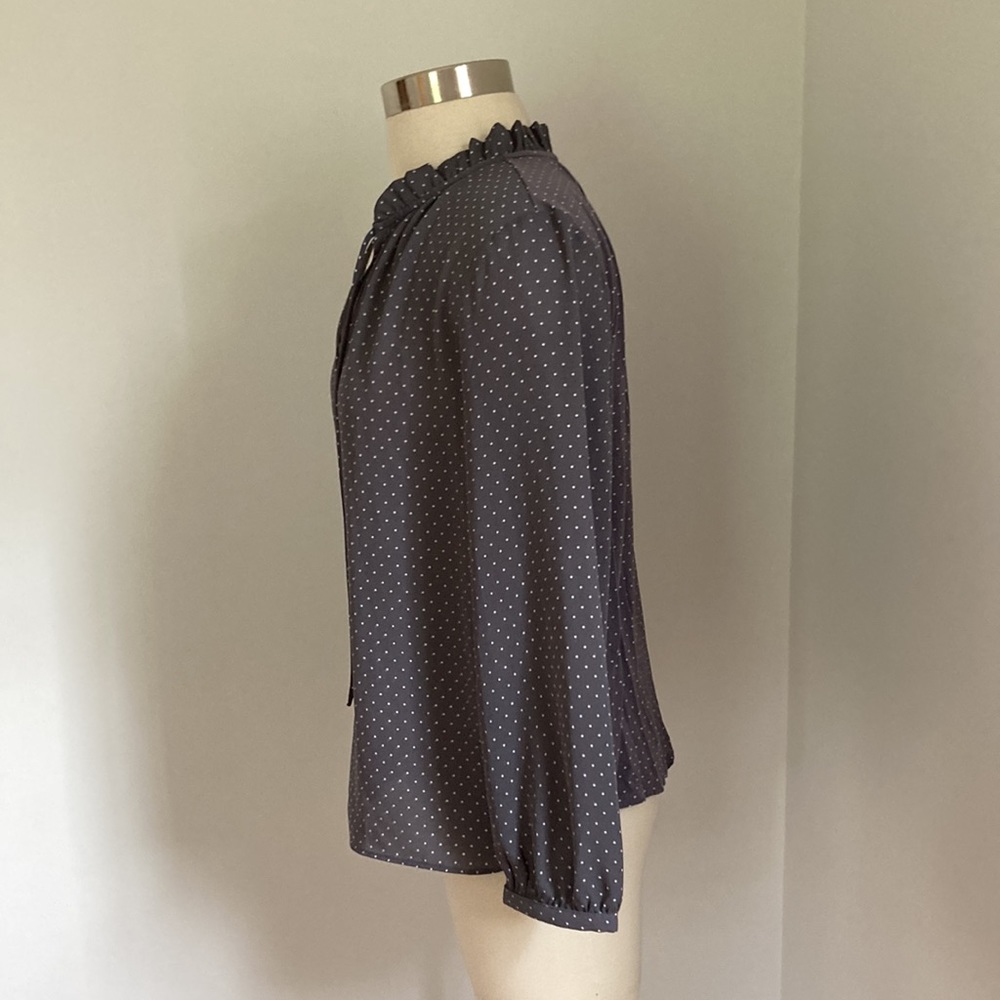 Gray Loft Polka Dot Top - Picture 3 of 6
